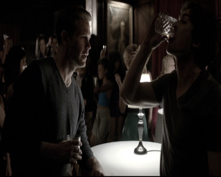 VampireDiariesWorld-dot-nl_6x20IdLeaveMyHappyHomeForYou0215.jpg