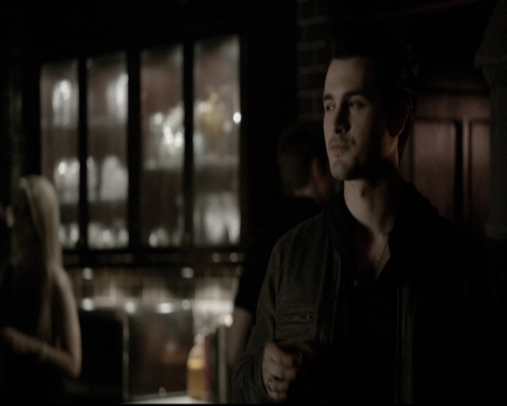 VampireDiariesWorld-dot-nl_6x20IdLeaveMyHappyHomeForYou0302.jpg