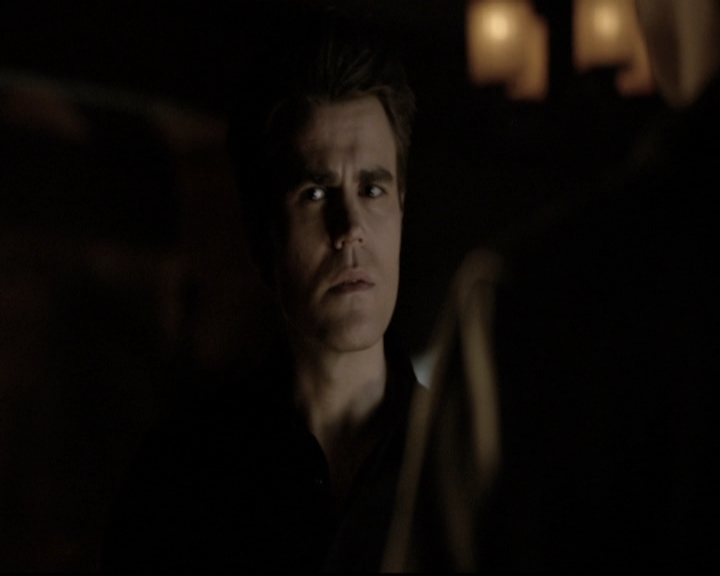 VampireDiariesWorld-dot-nl_6x20IdLeaveMyHappyHomeForYou0375.jpg