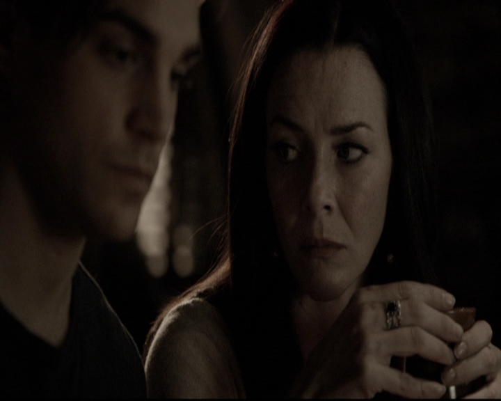 VampireDiariesWorld-dot-nl_6x20IdLeaveMyHappyHomeForYou0387.jpg