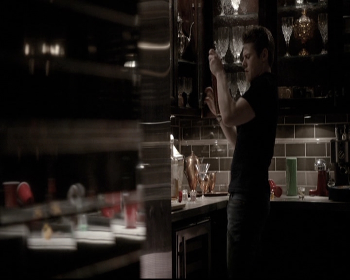 VampireDiariesWorld-dot-nl_6x20IdLeaveMyHappyHomeForYou0522.jpg