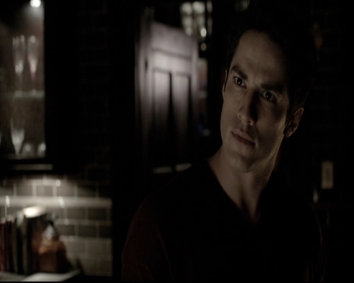 VampireDiariesWorld-dot-nl_6x20IdLeaveMyHappyHomeForYou0546.jpg