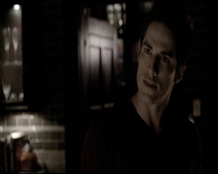 VampireDiariesWorld-dot-nl_6x20IdLeaveMyHappyHomeForYou0547.jpg