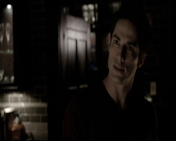 VampireDiariesWorld-dot-nl_6x20IdLeaveMyHappyHomeForYou0548.jpg