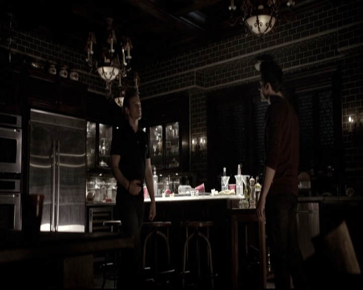 VampireDiariesWorld-dot-nl_6x20IdLeaveMyHappyHomeForYou0551.jpg