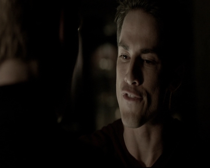 VampireDiariesWorld-dot-nl_6x20IdLeaveMyHappyHomeForYou0571.jpg