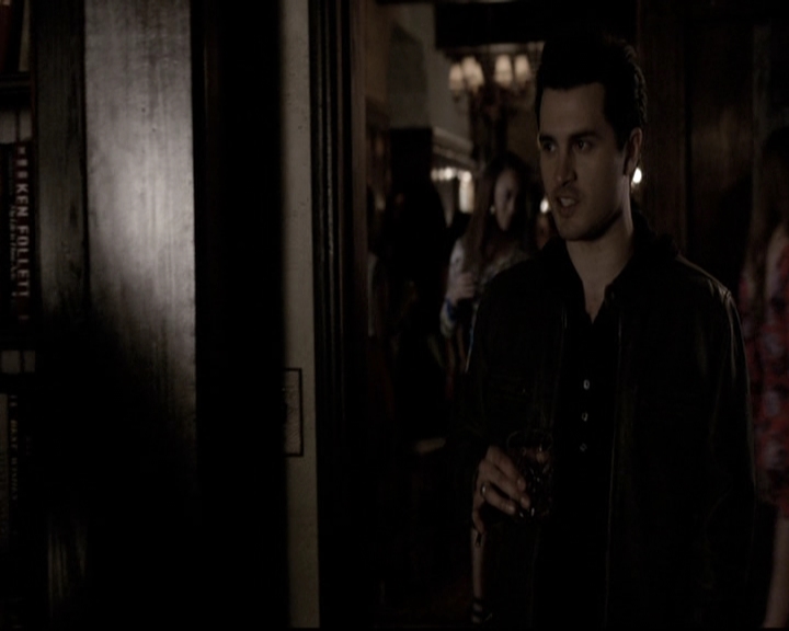 VampireDiariesWorld-dot-nl_6x20IdLeaveMyHappyHomeForYou0664.jpg