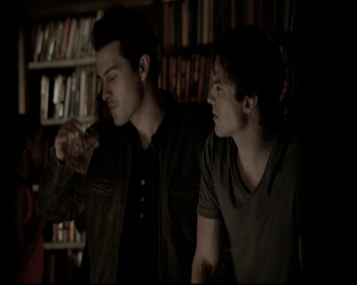 VampireDiariesWorld-dot-nl_6x20IdLeaveMyHappyHomeForYou0706.jpg