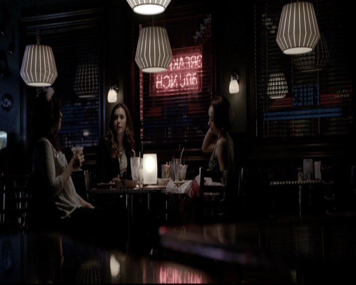 VampireDiariesWorld-dot-nl_6x20IdLeaveMyHappyHomeForYou0750.jpg