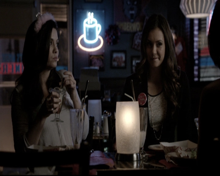 VampireDiariesWorld-dot-nl_6x20IdLeaveMyHappyHomeForYou0781.jpg