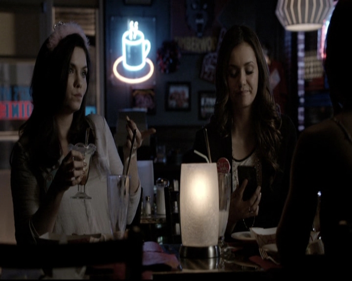 VampireDiariesWorld-dot-nl_6x20IdLeaveMyHappyHomeForYou0783.jpg