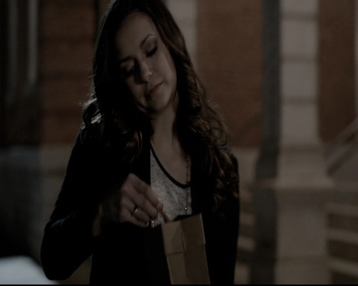 VampireDiariesWorld-dot-nl_6x20IdLeaveMyHappyHomeForYou0795.jpg