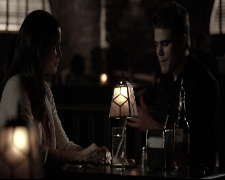 VampireDiariesWorld-dot-nl_6x20IdLeaveMyHappyHomeForYou0829.jpg