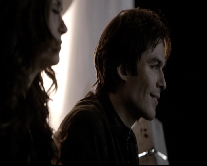 VampireDiariesWorld-dot-nl_6x20IdLeaveMyHappyHomeForYou0975.jpg