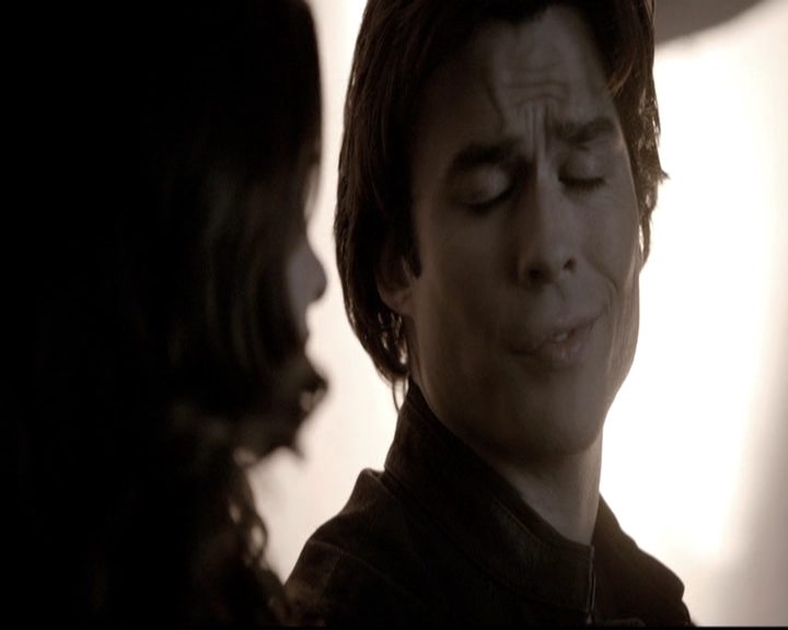 VampireDiariesWorld-dot-nl_6x20IdLeaveMyHappyHomeForYou1004.jpg