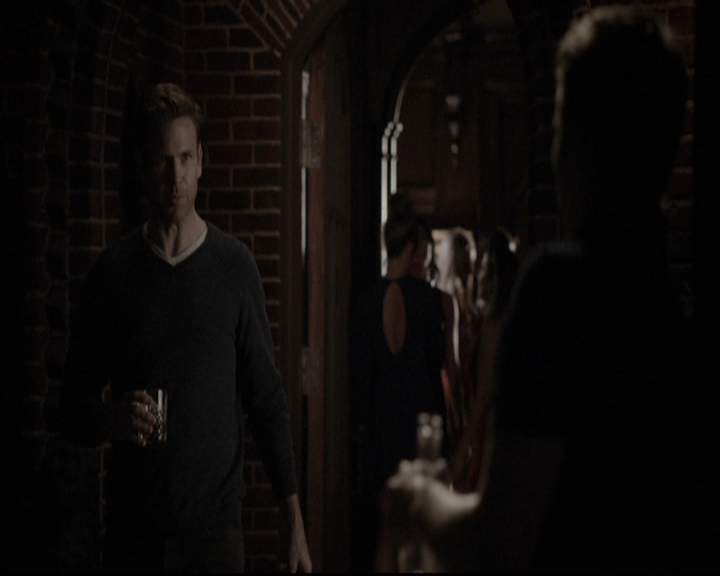 VampireDiariesWorld-dot-nl_6x20IdLeaveMyHappyHomeForYou1050.jpg