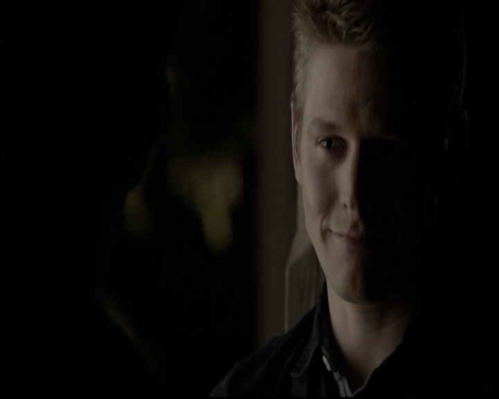 VampireDiariesWorld-dot-nl_6x20IdLeaveMyHappyHomeForYou1056.jpg