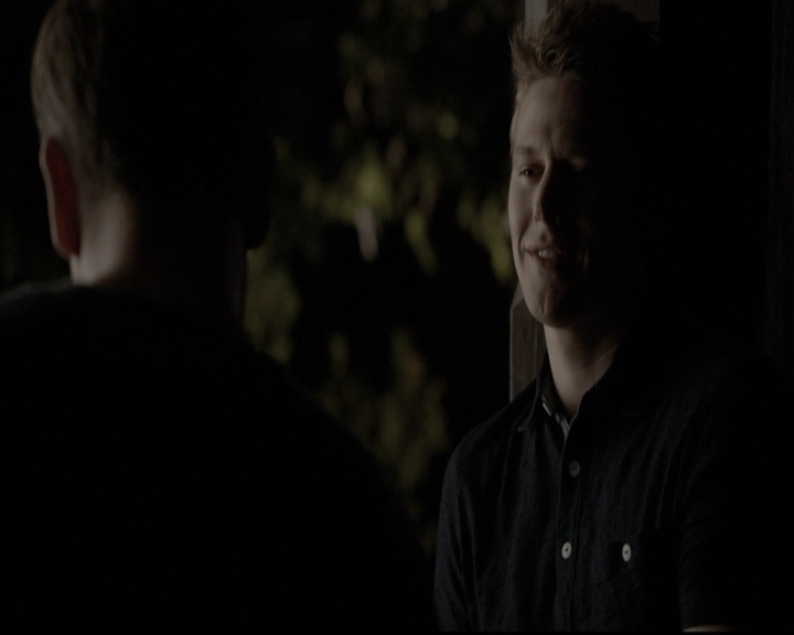 VampireDiariesWorld-dot-nl_6x20IdLeaveMyHappyHomeForYou1058.jpg