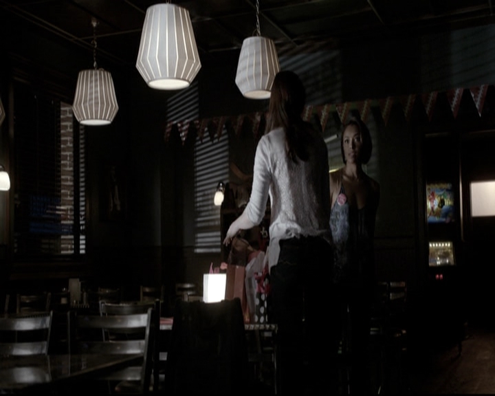 VampireDiariesWorld-dot-nl_6x20IdLeaveMyHappyHomeForYou1177.jpg