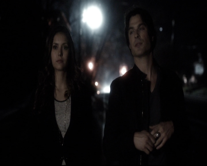 VampireDiariesWorld-dot-nl_6x20IdLeaveMyHappyHomeForYou1289.jpg