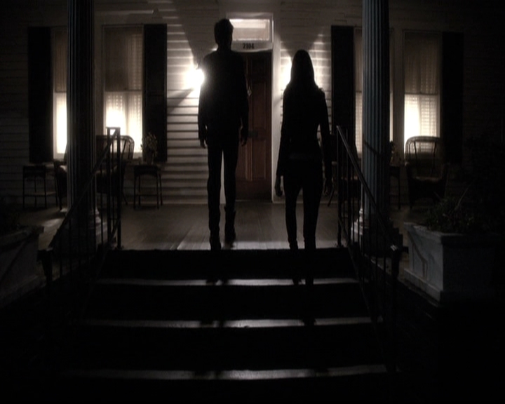 VampireDiariesWorld-dot-nl_6x20IdLeaveMyHappyHomeForYou1321.jpg