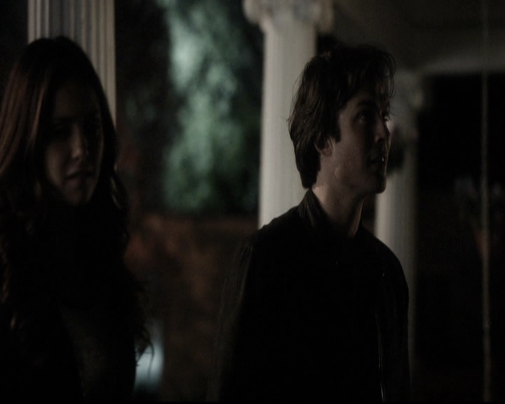 VampireDiariesWorld-dot-nl_6x20IdLeaveMyHappyHomeForYou1324.jpg