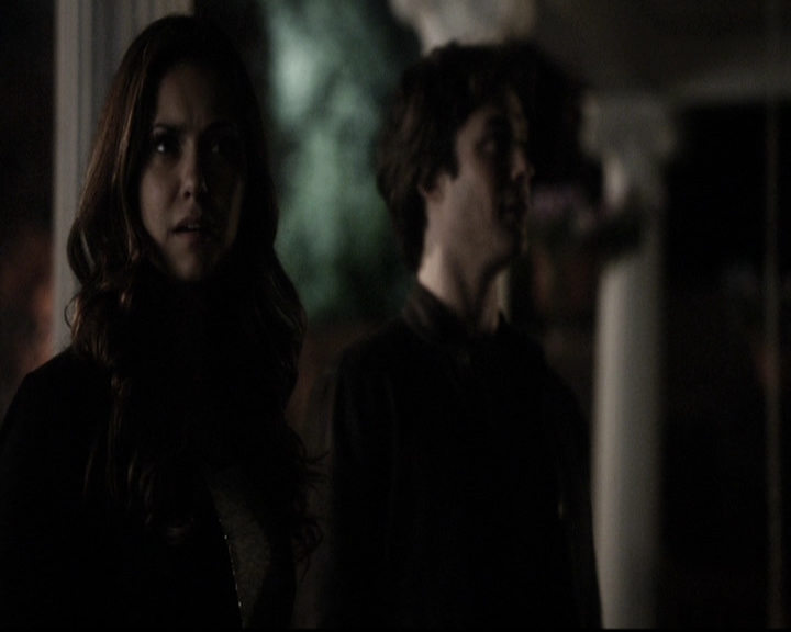 VampireDiariesWorld-dot-nl_6x20IdLeaveMyHappyHomeForYou1326.jpg