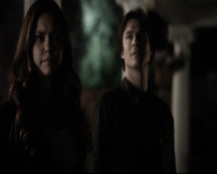 VampireDiariesWorld-dot-nl_6x20IdLeaveMyHappyHomeForYou1327.jpg