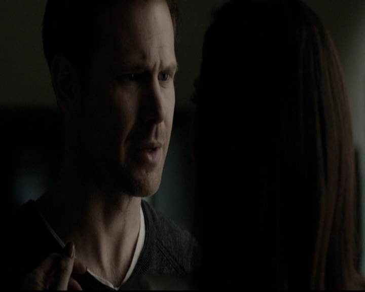 VampireDiariesWorld-dot-nl_6x20IdLeaveMyHappyHomeForYou1892.jpg