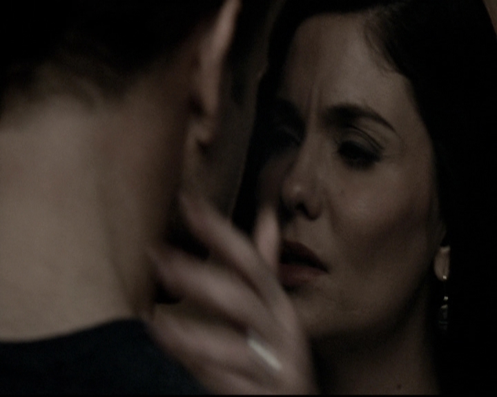 VampireDiariesWorld-dot-nl_6x20IdLeaveMyHappyHomeForYou1956.jpg