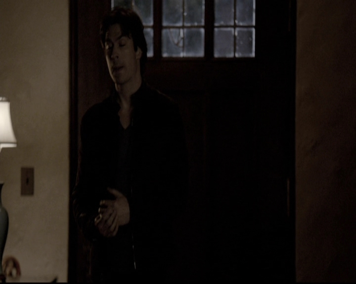 VampireDiariesWorld-dot-nl_6x20IdLeaveMyHappyHomeForYou1969.jpg