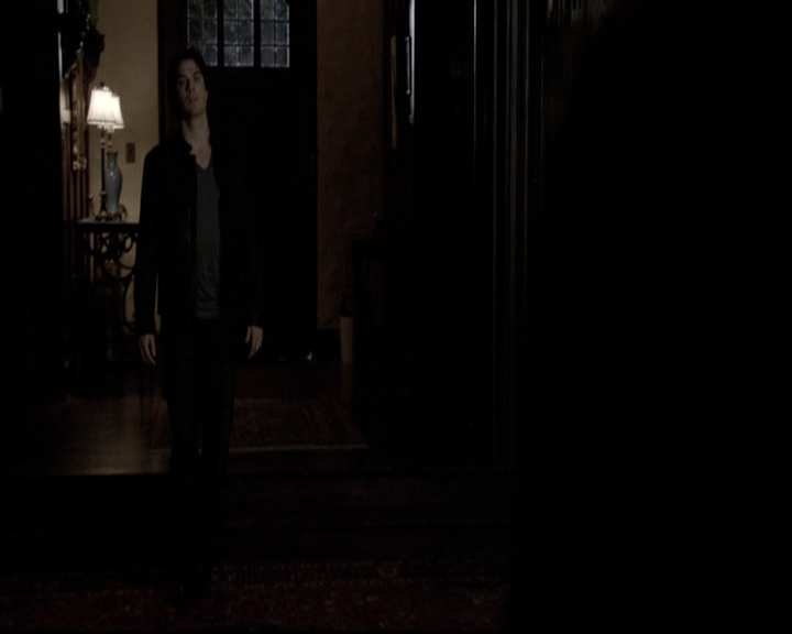 VampireDiariesWorld-dot-nl_6x20IdLeaveMyHappyHomeForYou1977.jpg