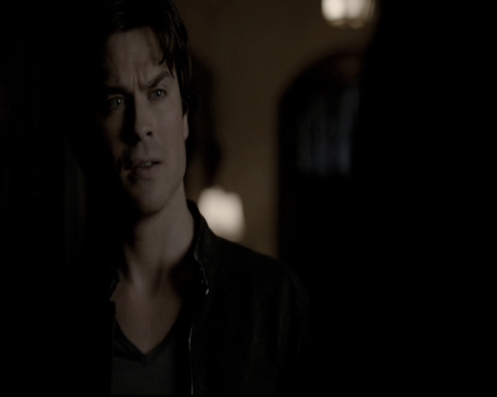 VampireDiariesWorld-dot-nl_6x20IdLeaveMyHappyHomeForYou2008.jpg