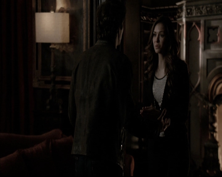 VampireDiariesWorld-dot-nl_6x20IdLeaveMyHappyHomeForYou2047.jpg