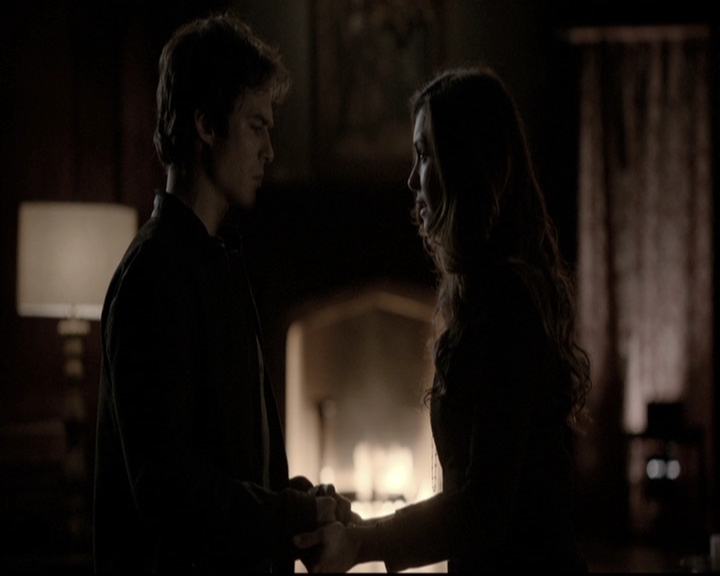 VampireDiariesWorld-dot-nl_6x20IdLeaveMyHappyHomeForYou2081.jpg