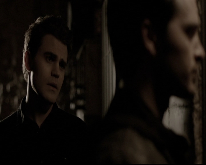 VampireDiariesWorld-dot-nl_6x20IdLeaveMyHappyHomeForYou2130.jpg