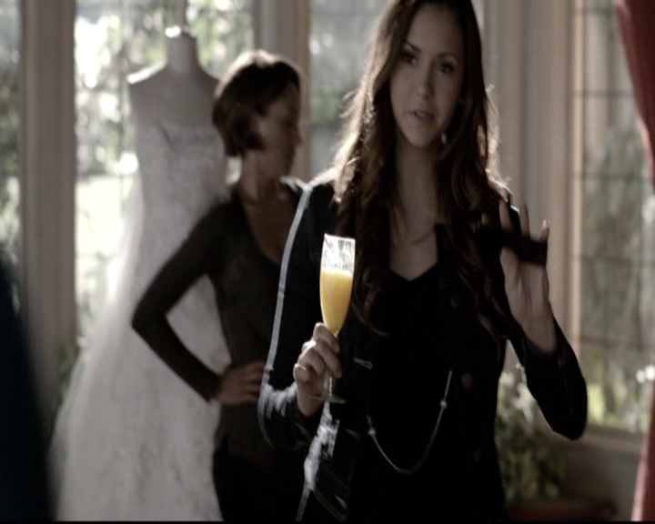 VampireDiariesWorld-dot-nl_6x21IllWedYouInTheGoldenSummertime0175.jpg