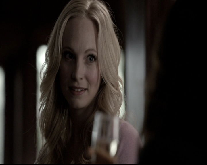 VampireDiariesWorld-dot-nl_6x21IllWedYouInTheGoldenSummertime0309.jpg