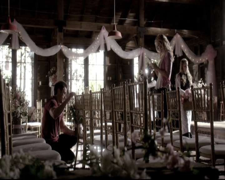 VampireDiariesWorld-dot-nl_6x21IllWedYouInTheGoldenSummertime0586.jpg