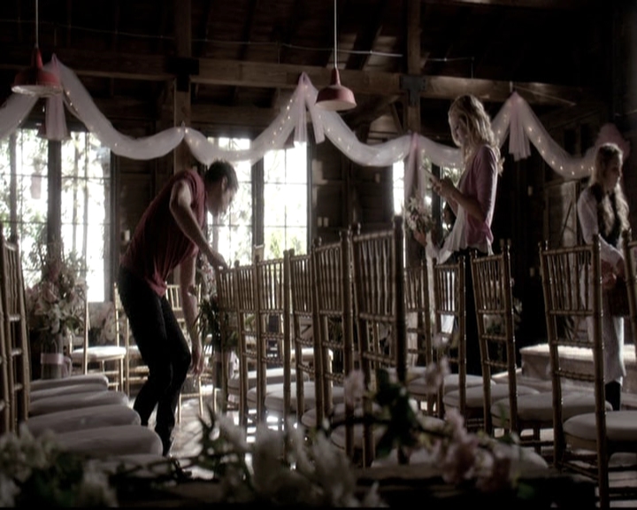 VampireDiariesWorld-dot-nl_6x21IllWedYouInTheGoldenSummertime0587.jpg