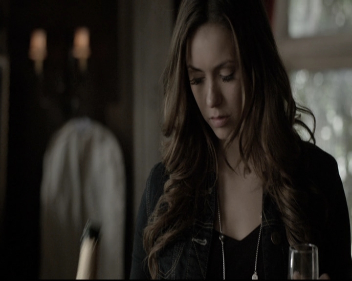 VampireDiariesWorld-dot-nl_6x21IllWedYouInTheGoldenSummertime0830.jpg