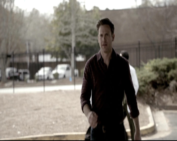 VampireDiariesWorld-dot-nl_6x21IllWedYouInTheGoldenSummertime0931.jpg