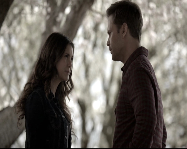 VampireDiariesWorld-dot-nl_6x21IllWedYouInTheGoldenSummertime0939.jpg