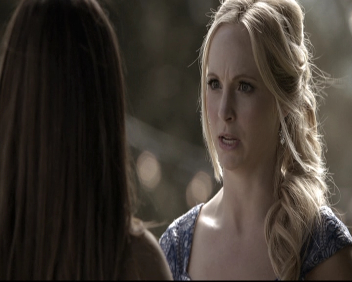 VampireDiariesWorld-dot-nl_6x21IllWedYouInTheGoldenSummertime1397.jpg