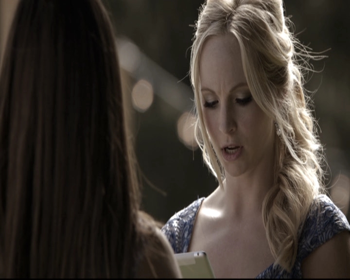 VampireDiariesWorld-dot-nl_6x21IllWedYouInTheGoldenSummertime1399.jpg