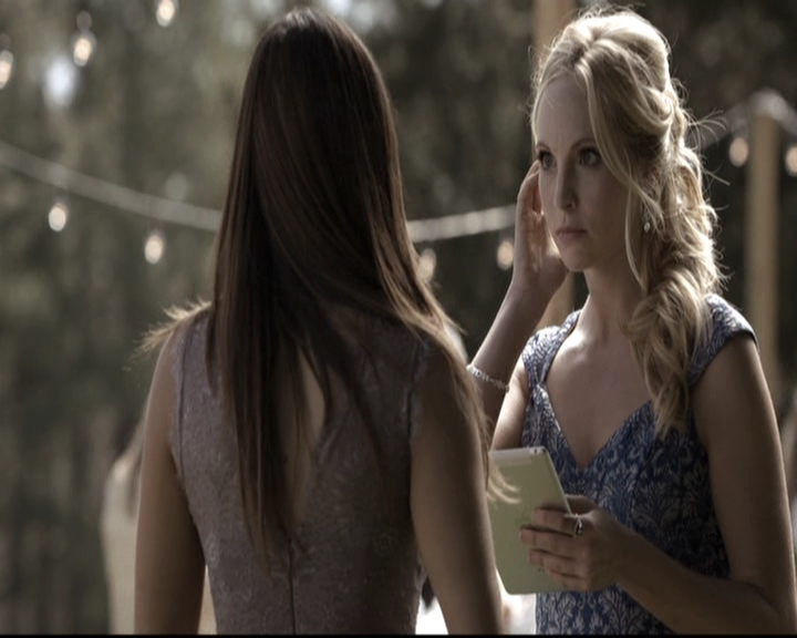 VampireDiariesWorld-dot-nl_6x21IllWedYouInTheGoldenSummertime1401.jpg