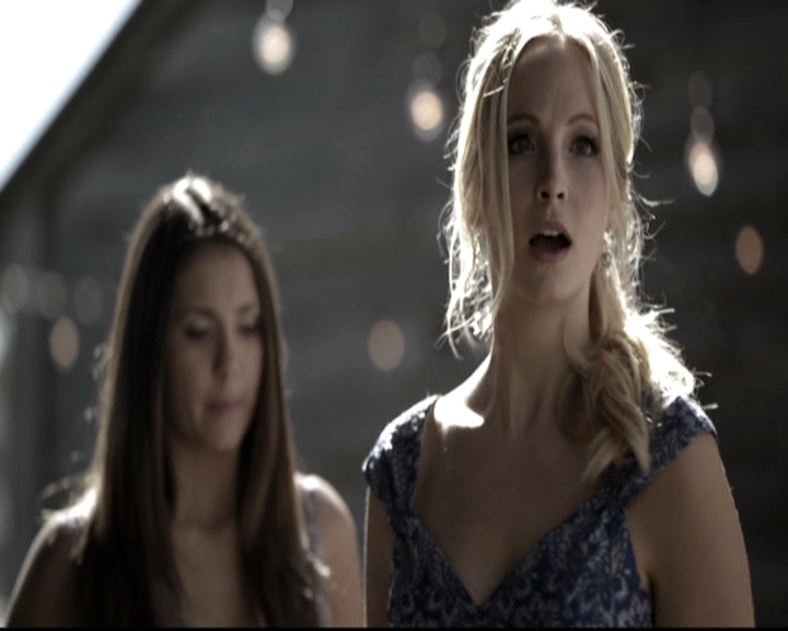 VampireDiariesWorld-dot-nl_6x21IllWedYouInTheGoldenSummertime1402.jpg