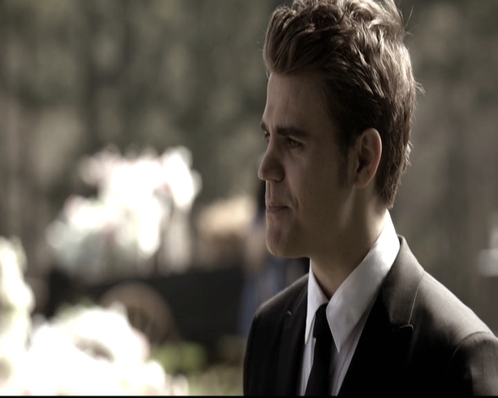 VampireDiariesWorld-dot-nl_6x21IllWedYouInTheGoldenSummertime1415.jpg