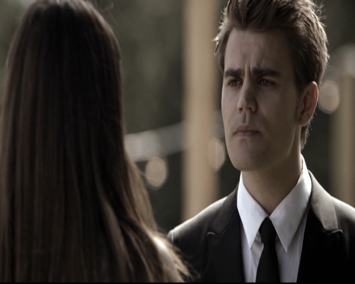 VampireDiariesWorld-dot-nl_6x21IllWedYouInTheGoldenSummertime1443.jpg