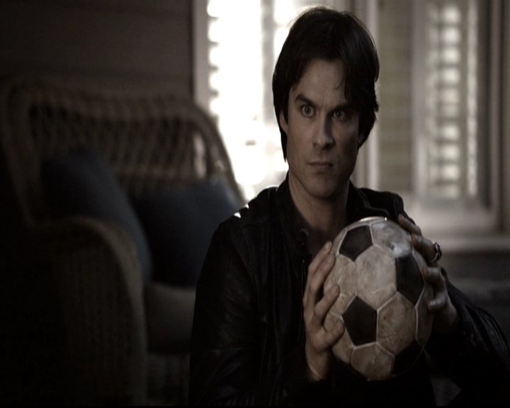 VampireDiariesWorld-dot-nl_6x21IllWedYouInTheGoldenSummertime1464.jpg